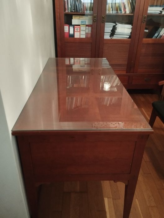 Mesa normal 1,60x0,65 em bom estado