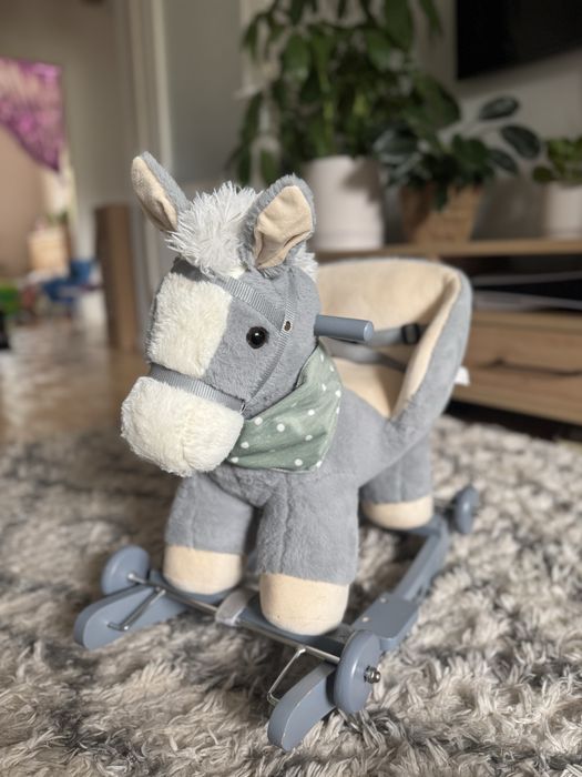 Konik na biegunach i jeździk Bobo-San