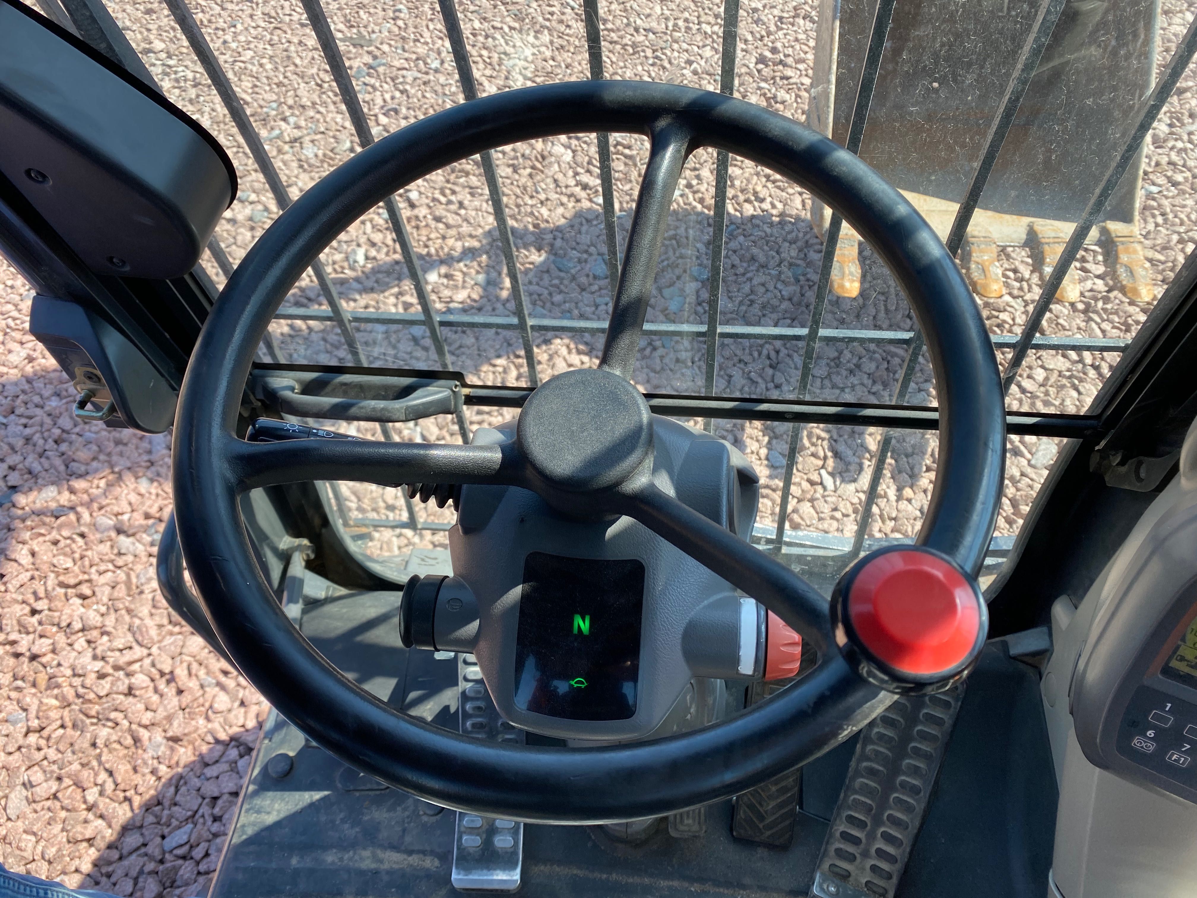 Колісний екскаватор Hitachi ZX140W-3 / Колесный экскаватор 17 тонн