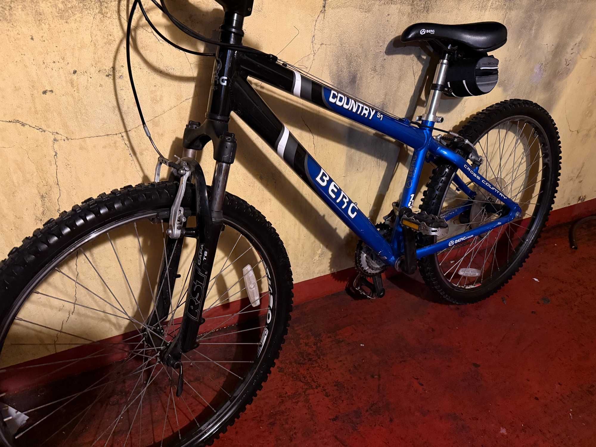 Bicicleta BTT Berg Country S1 26