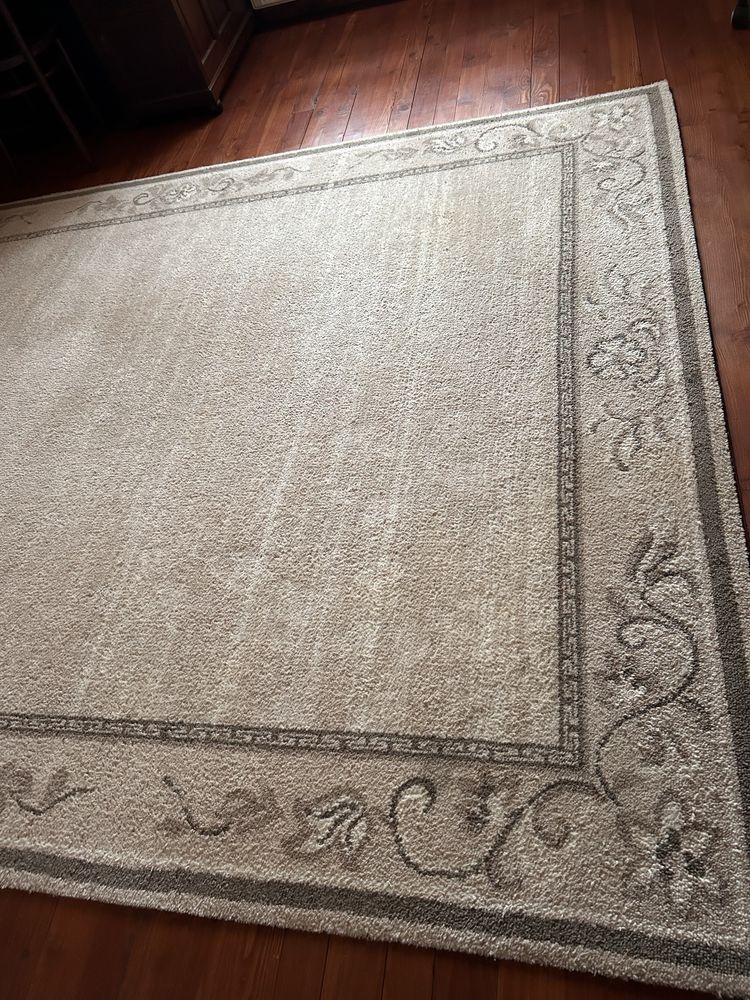 Dywan welniamy 250 na 350 cm