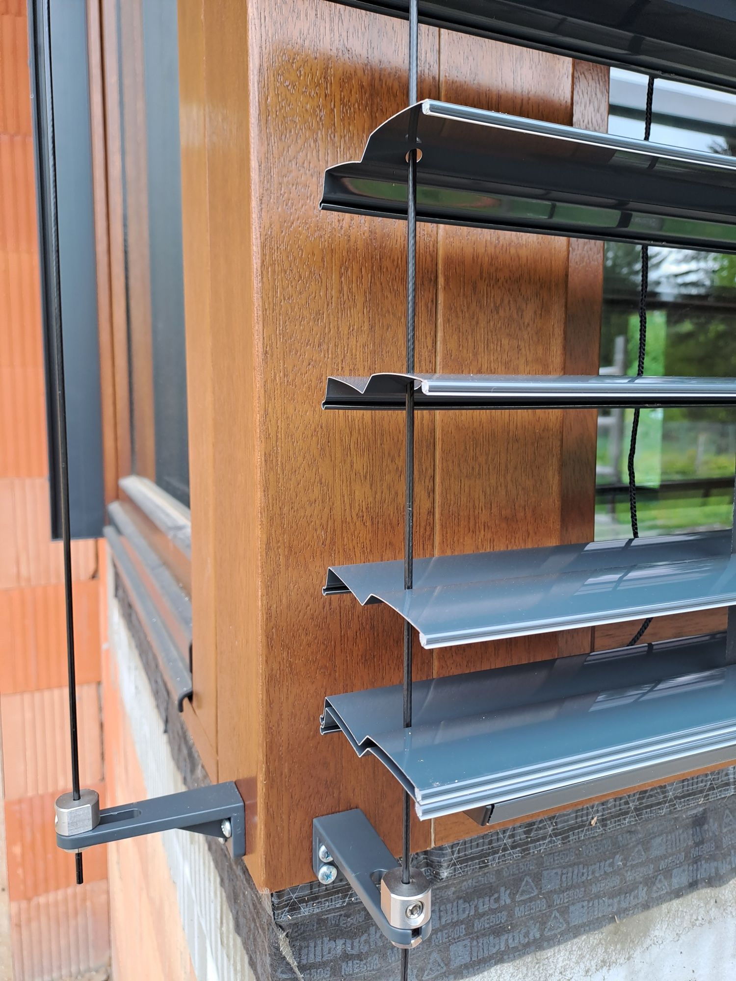 Żaluzje zewnetrzne z90 c80 pergola aluminiowa