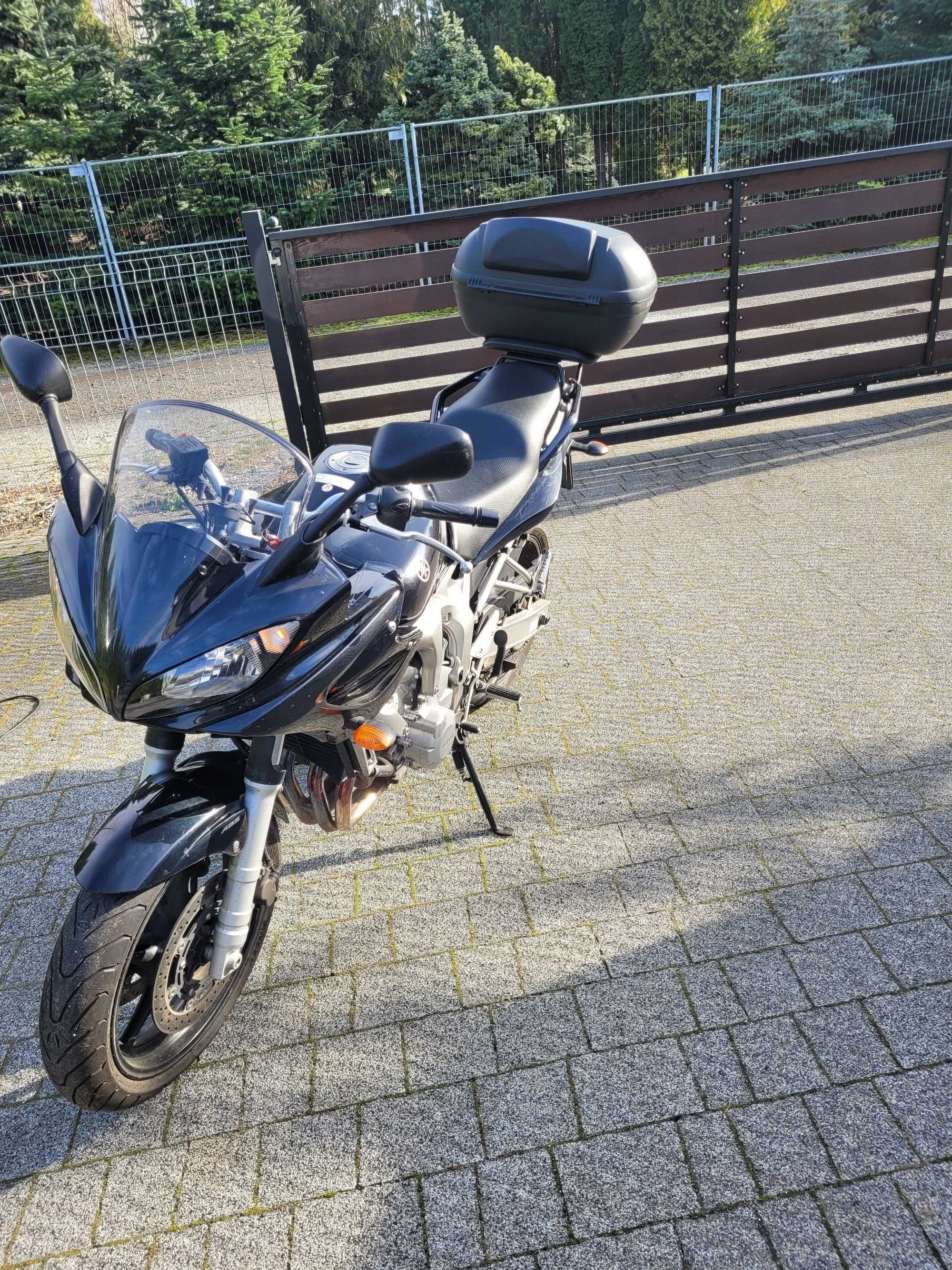 Motor Yamaha FZ6