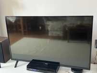 Telewizor LED FHD Philips 43PFS4012/12 — uszkodzona matryca.