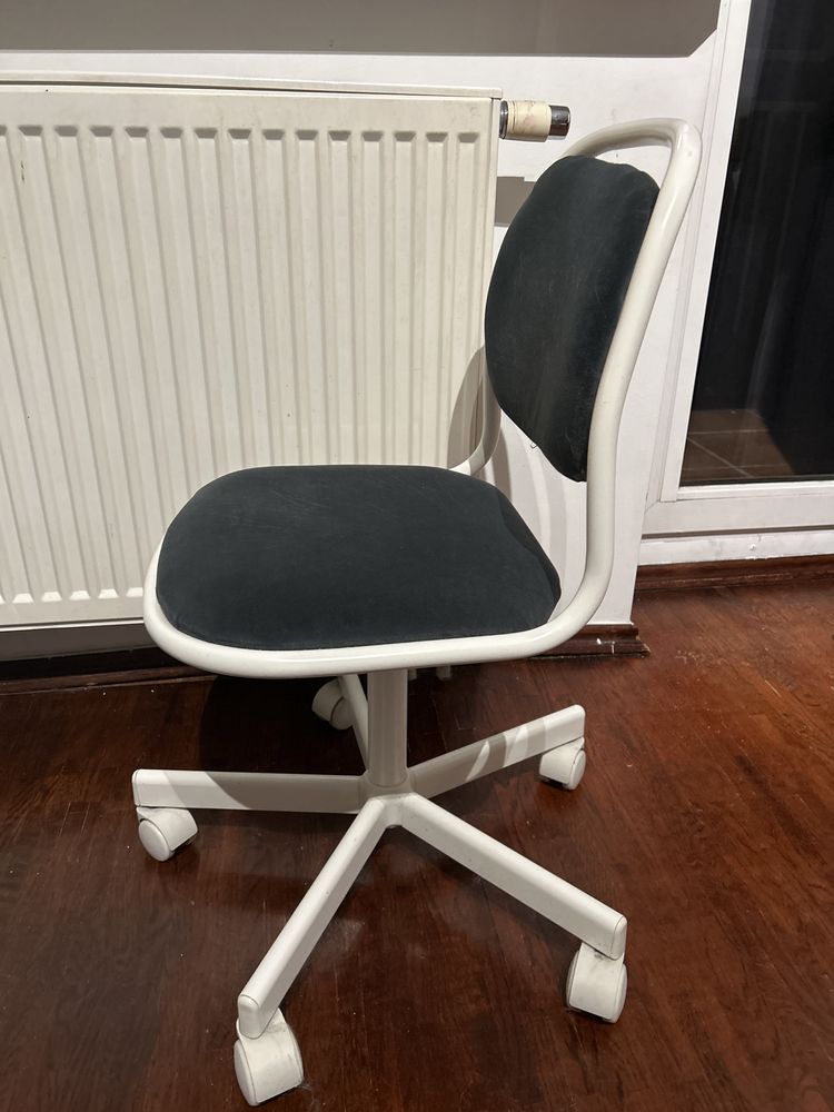 Krzeslo dla dziecka ikea do biurka szare örfjäll