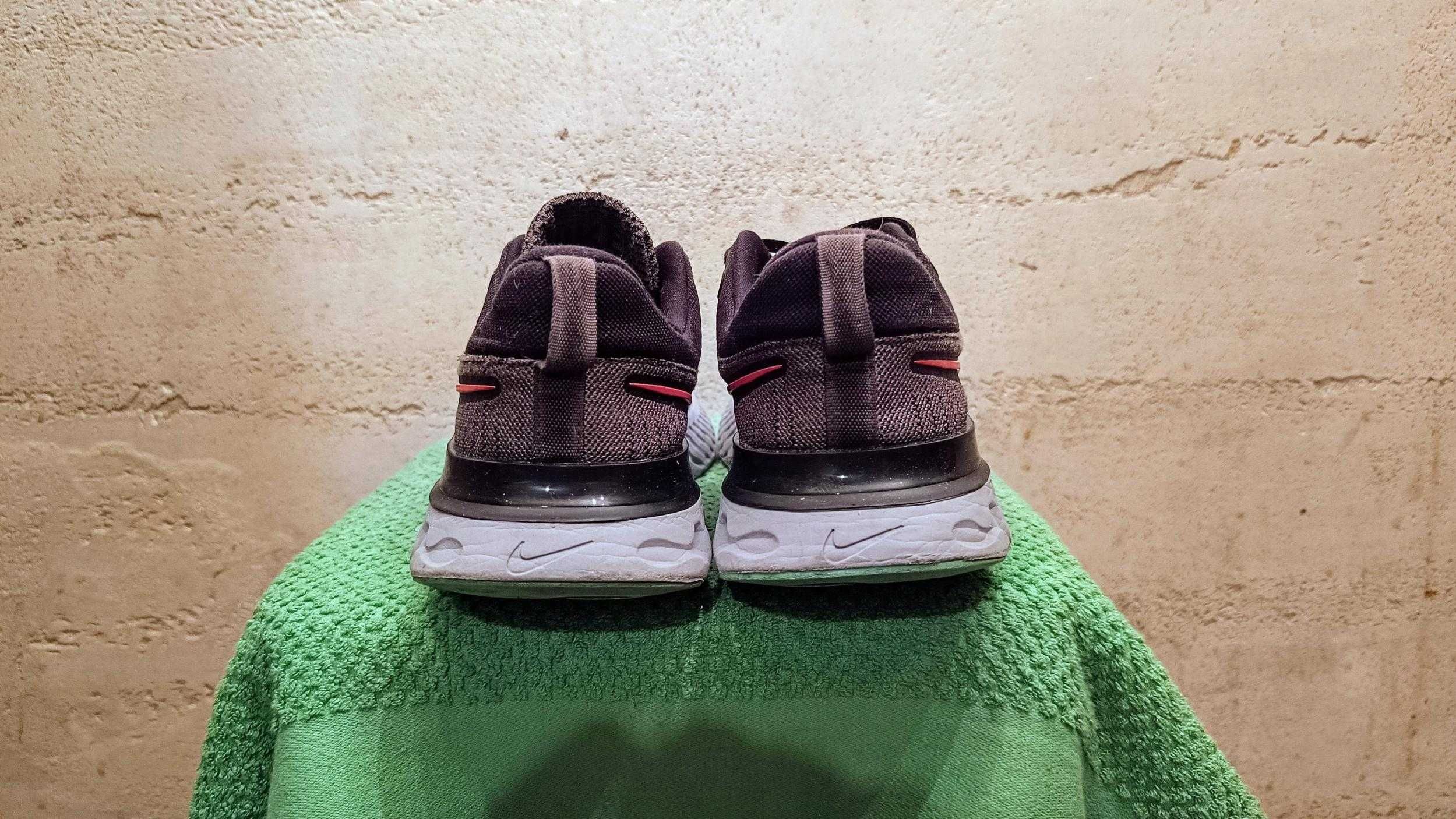 Buty do biegania NIKE REACT INFINITY RUN FLYKNIT 2 r.46 stan b.dobry