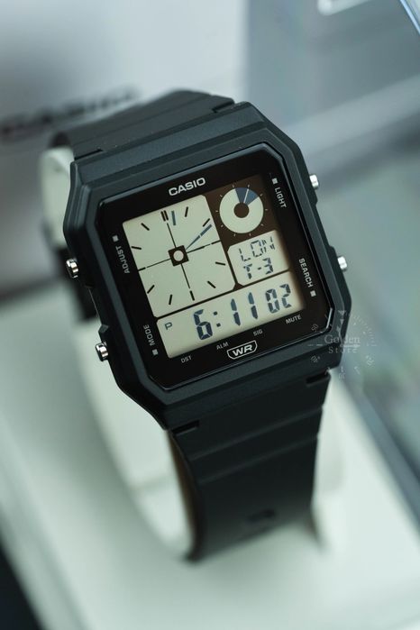 Годинник Casio LF-20W-1ADF. Оригінал.