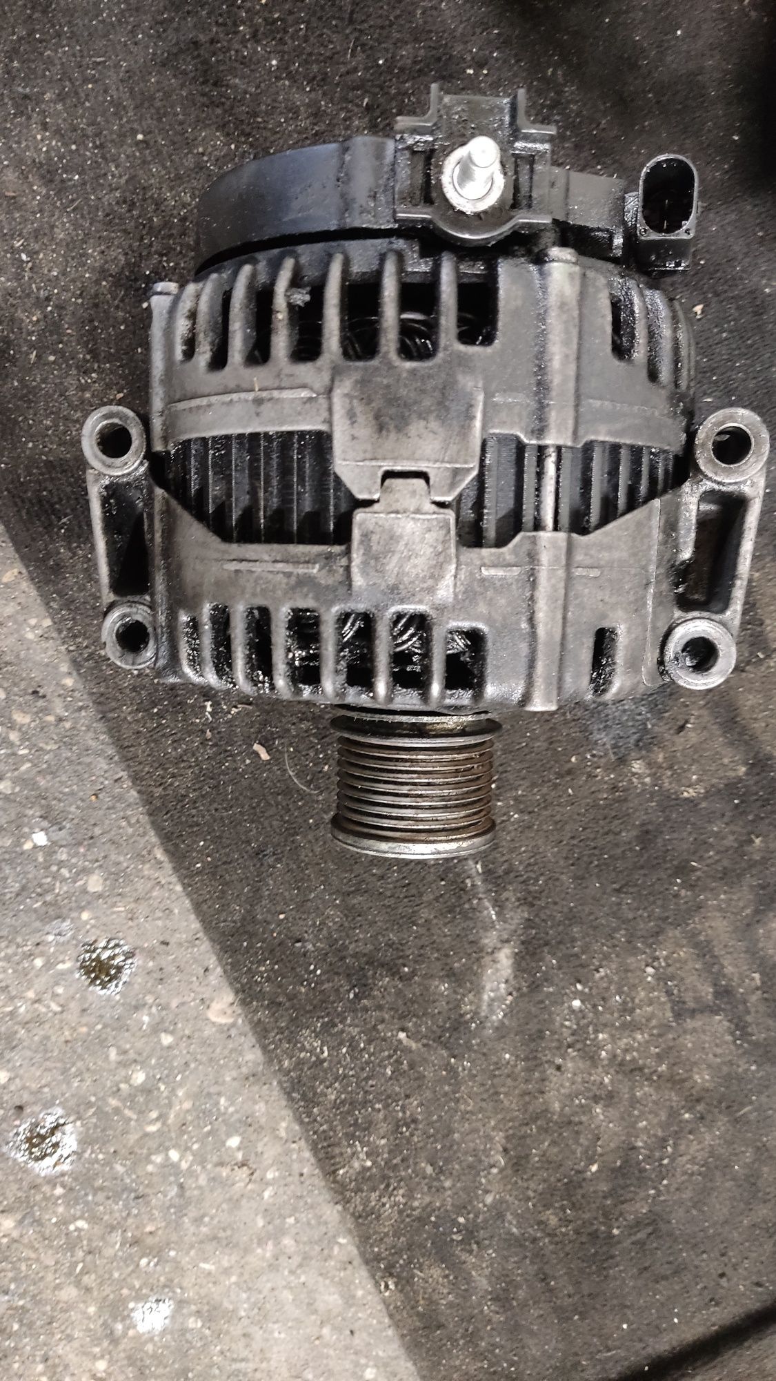 Alternator Mercedes Benz S klasa w221 320 CDI