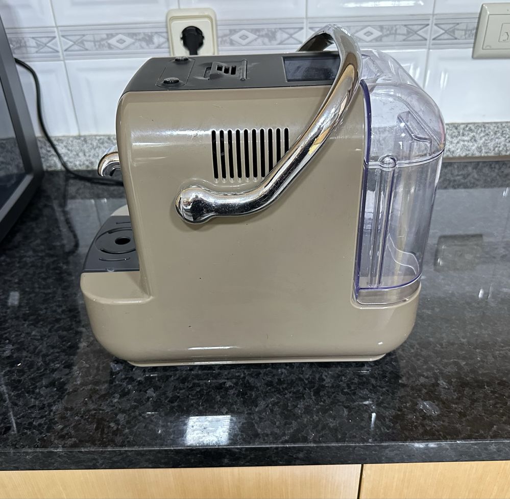 Maquina Cafe Lavazza Modo Mio Saeco
