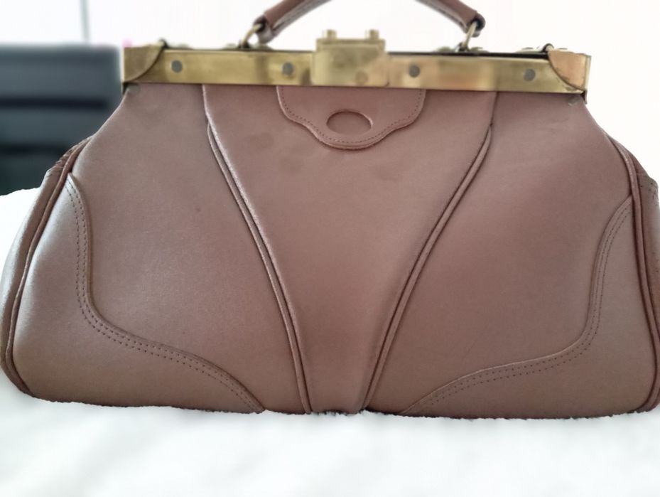 Torebka, stary kuferek, torba lekarska