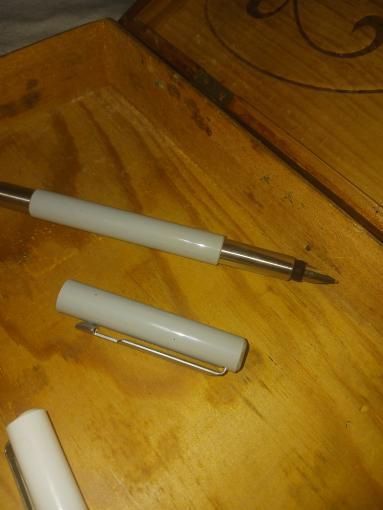 Caneta Parker não escreve