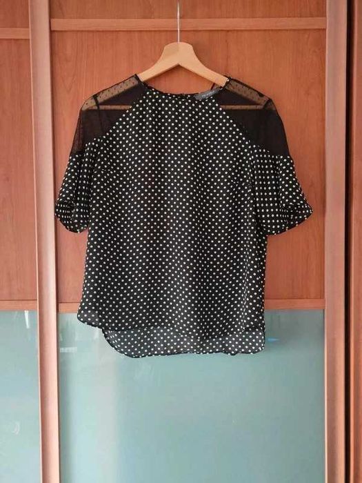 Blusa às bolinhas 40 nova