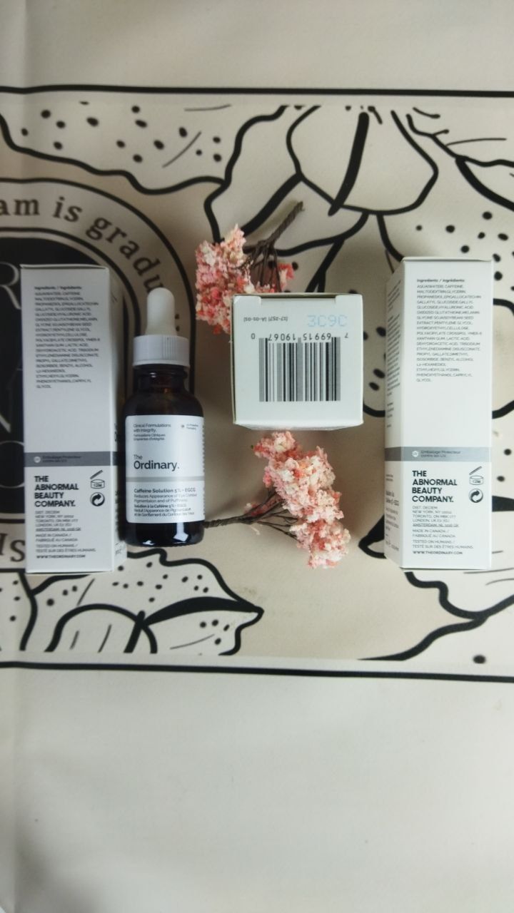 Сироватка The Ordinary з кофеїном і поліфенолом.