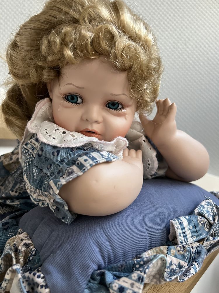 Продам две немецкие куклы
