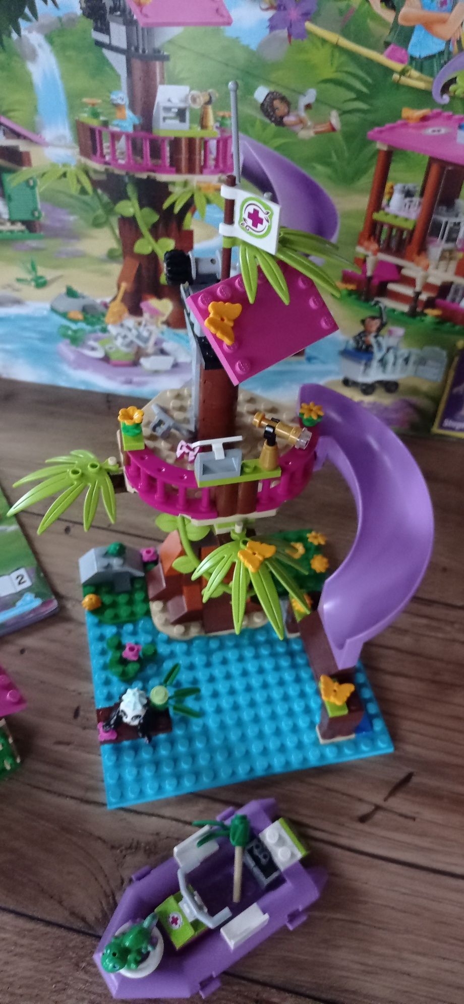 LEGO Friends 41038 Baza ratownicze 2014