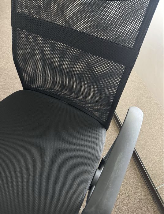 Cadeira de escritorio nova