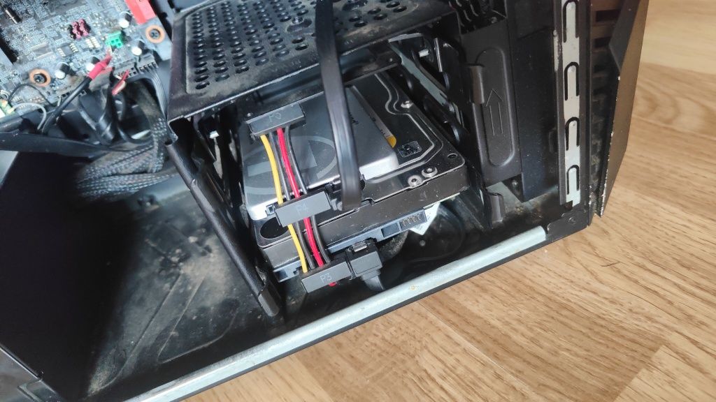 Komputer i7 6700K GTX 970 4 GB 256 bit 16 GB ram DDR 4 dysk SSD 128