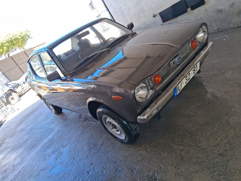 Datsun 100a de 4 portas