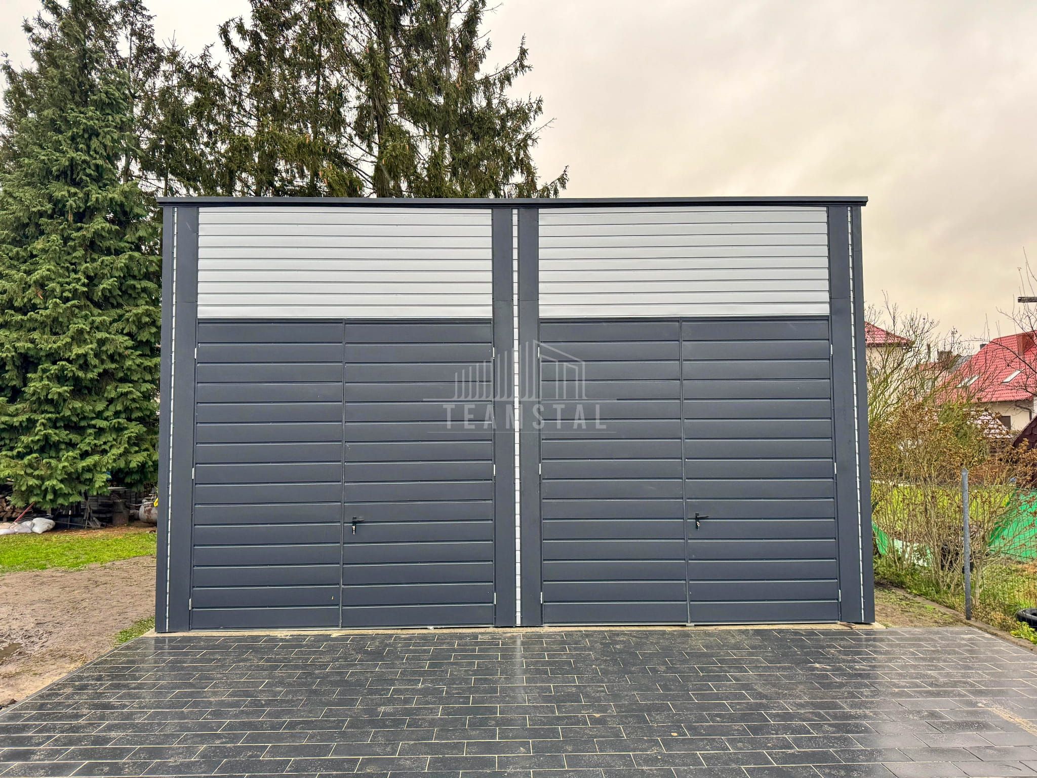 Hala blaszana Magazyn 7x8m 2x Brama 4x Okno Drzwi Rynny dach TS979