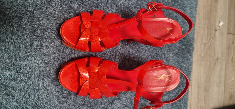Босоніжки Saint Laurent Red оригінал