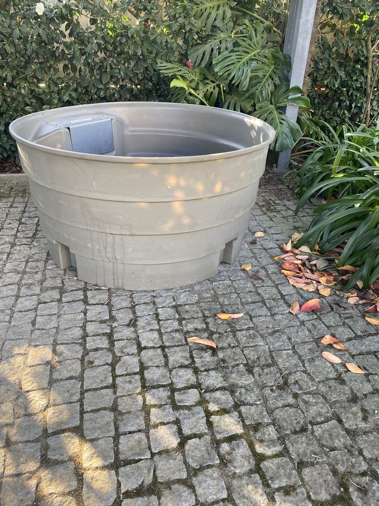 Bebedouro para gado com boia automática