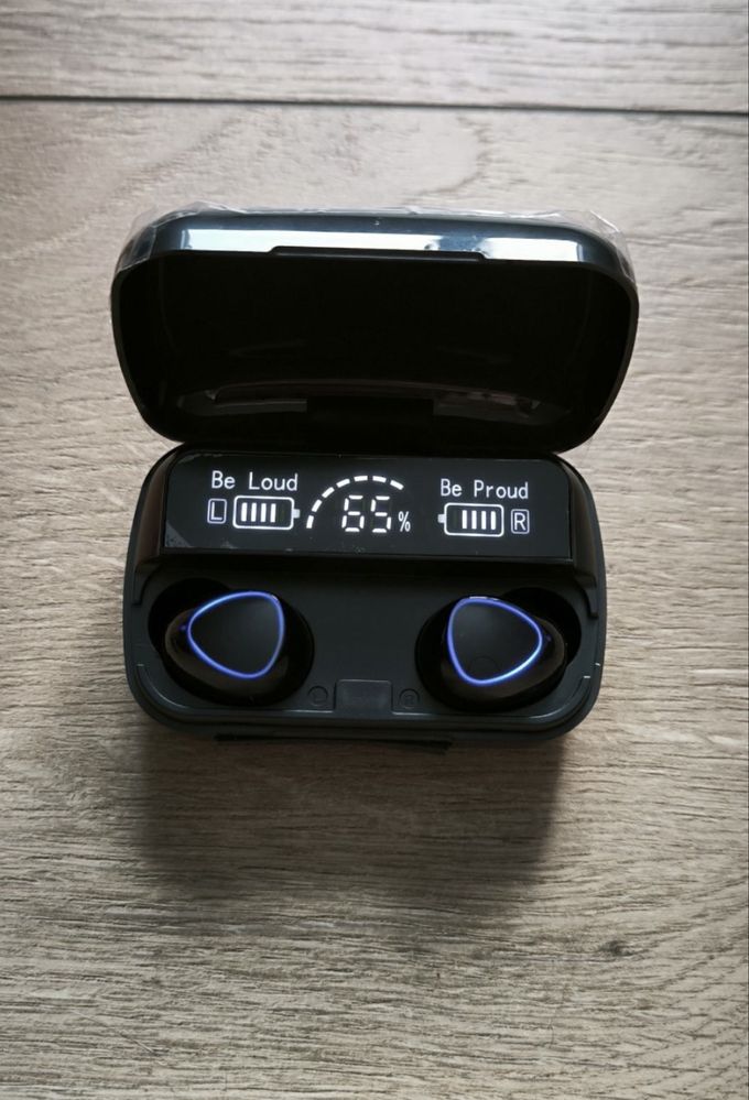 Наушники TWS M10 Bluetooth 5.3 с LED-дисплеем и зарядным кейсом