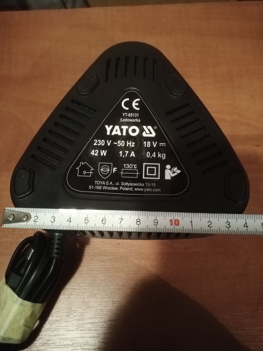 Ladowarka YATO YT-85131