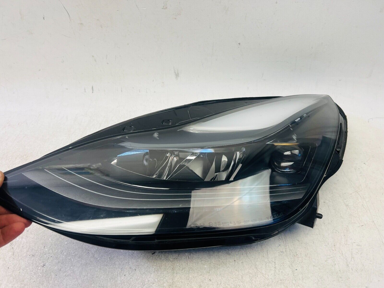 TESLA MODEL Y Фара левая 2021 2022 2023 тесла у