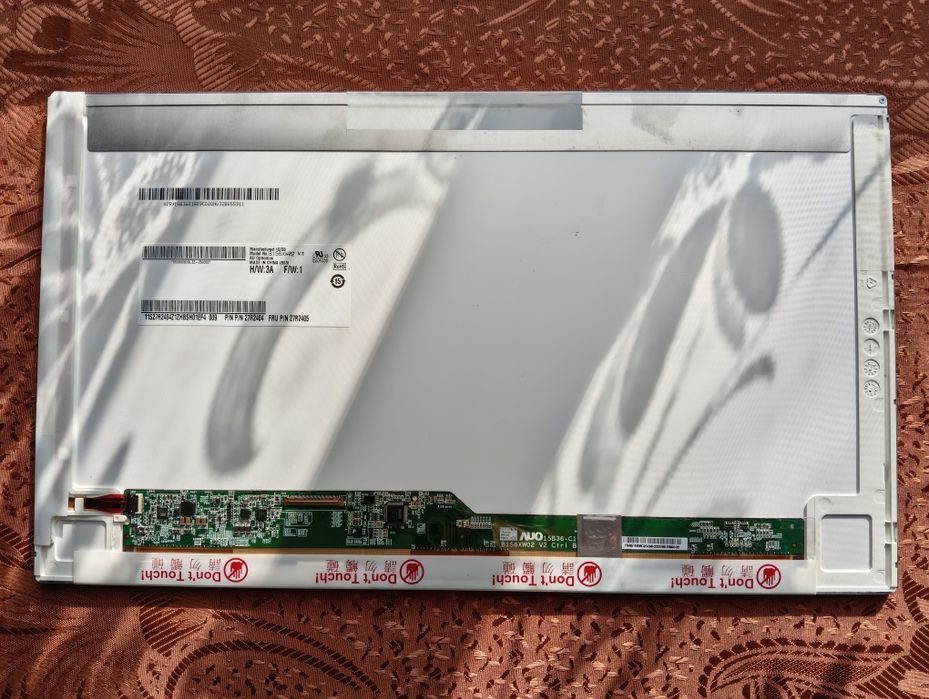 Матриця Дисплей з ноутбука Lenovo Thinkpad E520 B156XW02 V.3