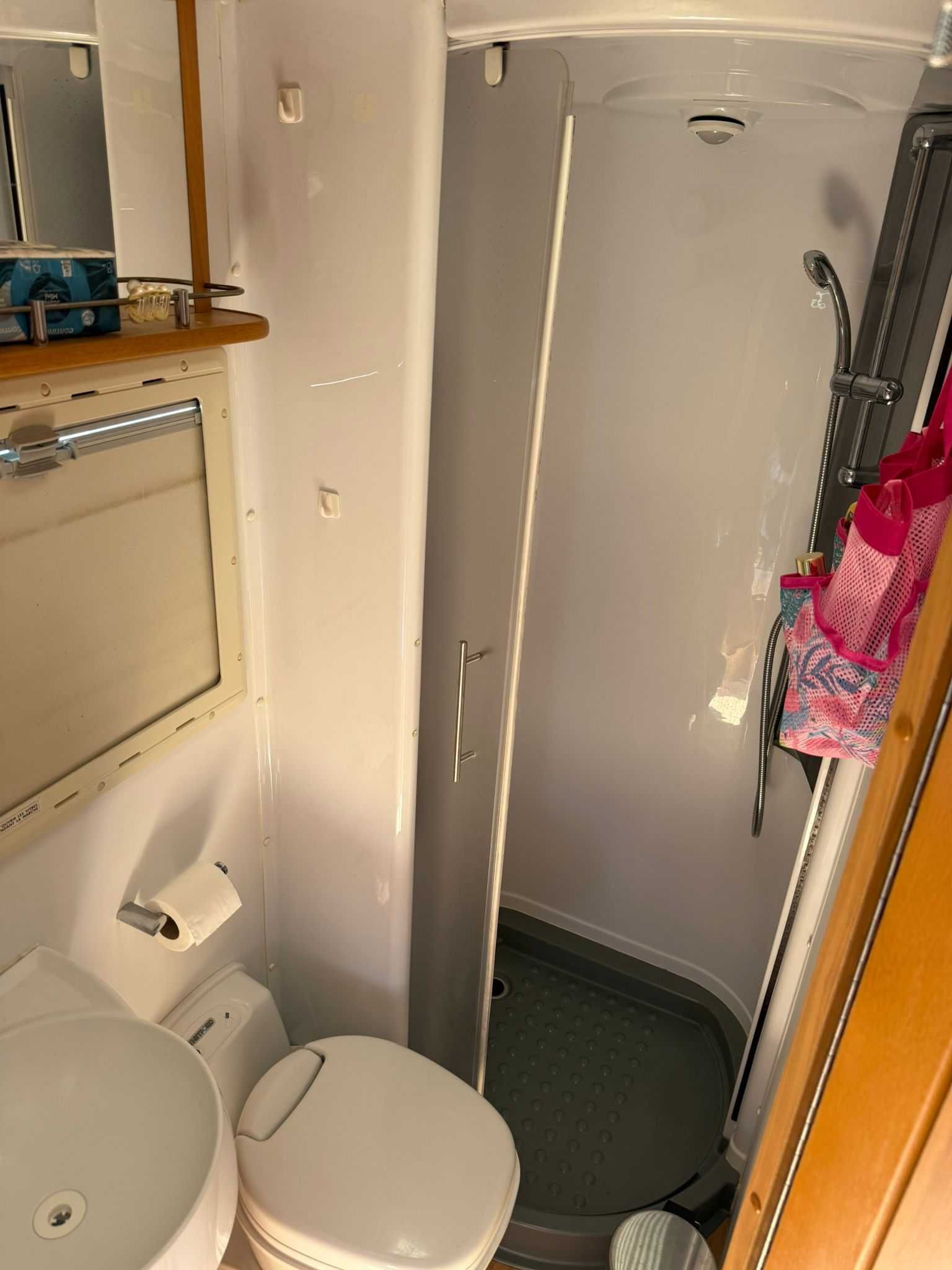 Autocaravana 6 lugares 6 dormida - Fiat Ducato 2.3 (130 CV)