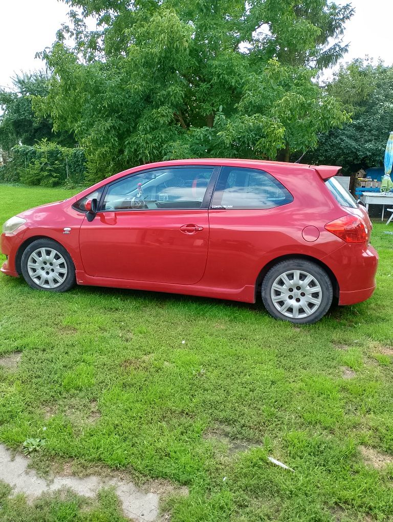 Toyota Auris D4D 2.2 diesel 2007r 177KM