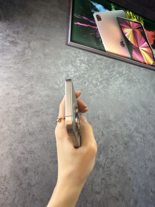 Б/у IPHONE 15Pro Max 512 Natural Titanium Neverlock Костюшка,5 igrand