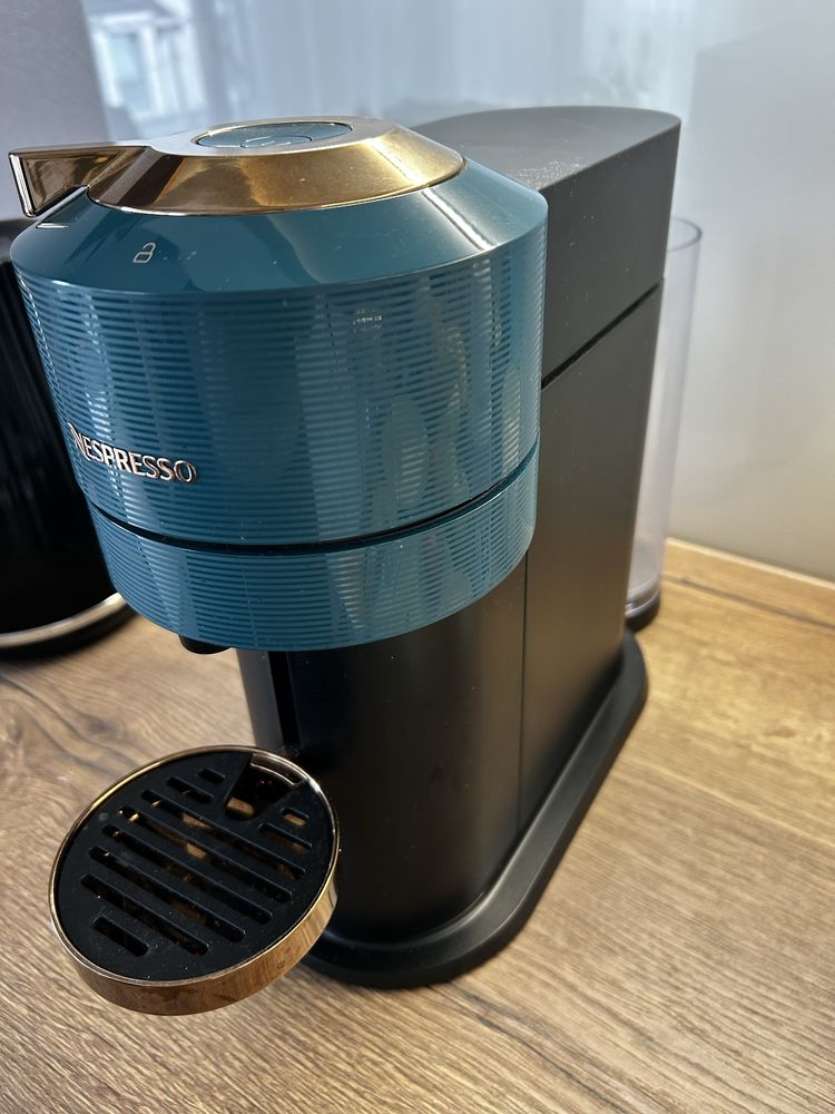 Nespresso Vertuo Next ekspres