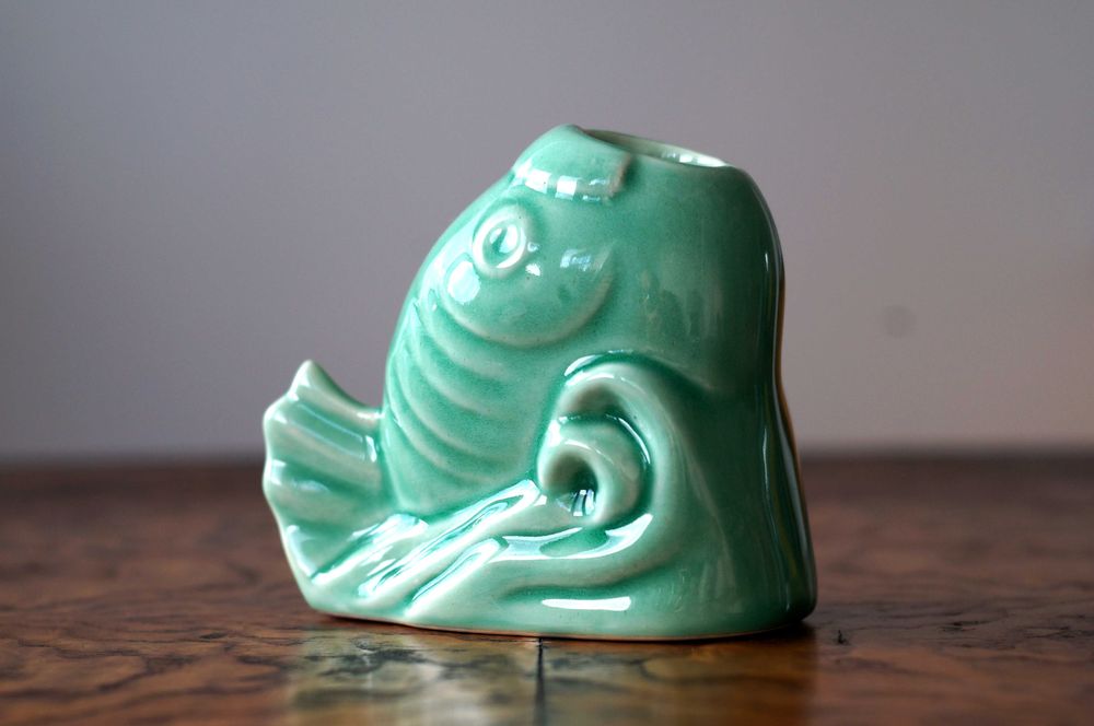 Pojemnik ceramiczny w kształcie ryby
