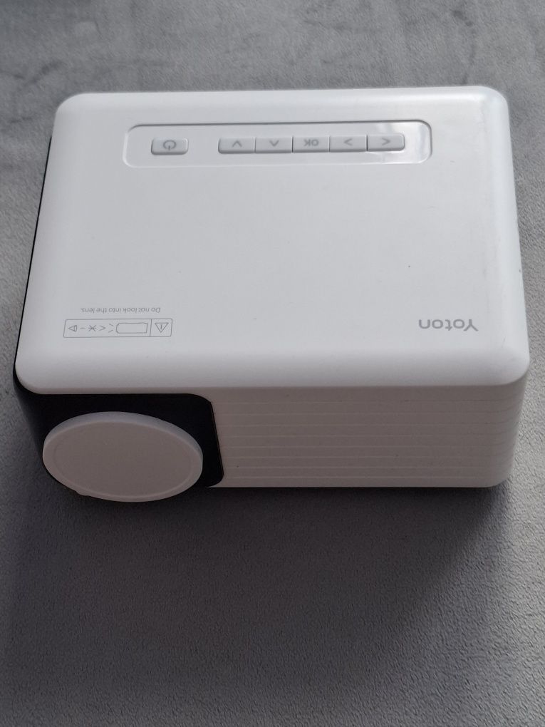 Sprzedam Projektor Yoton Y3