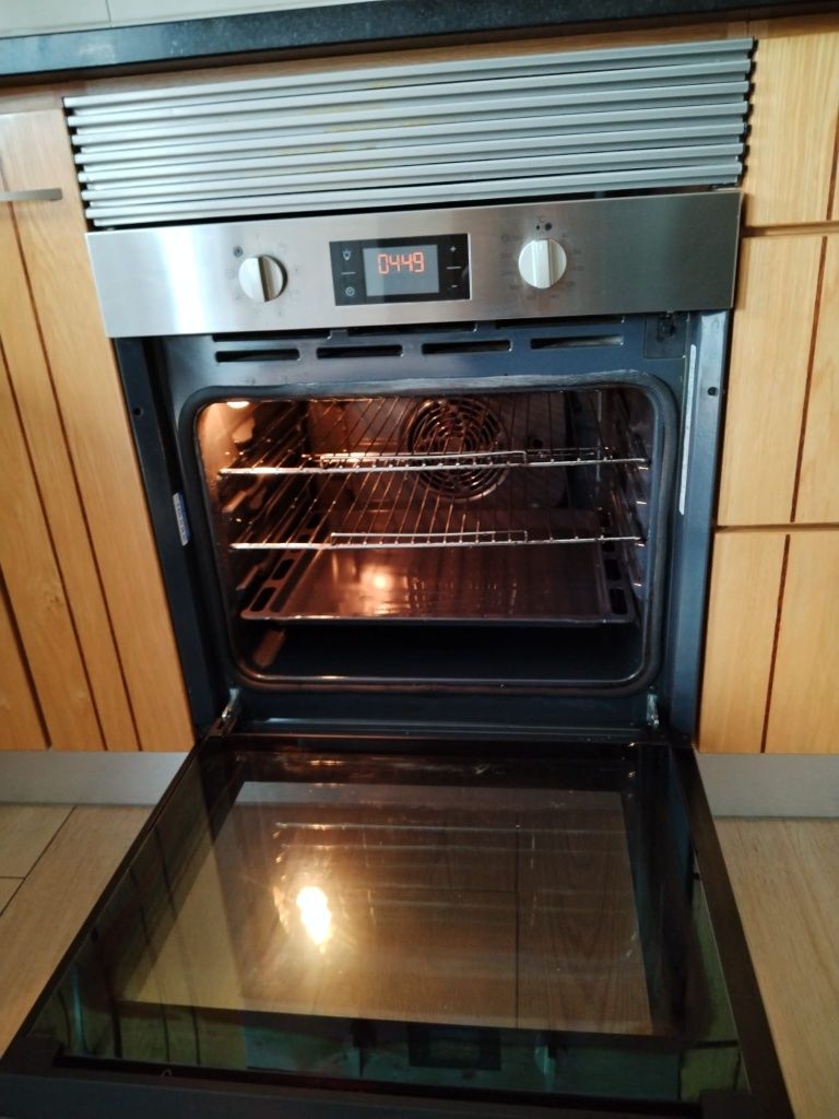 Forno Indesit eletrico