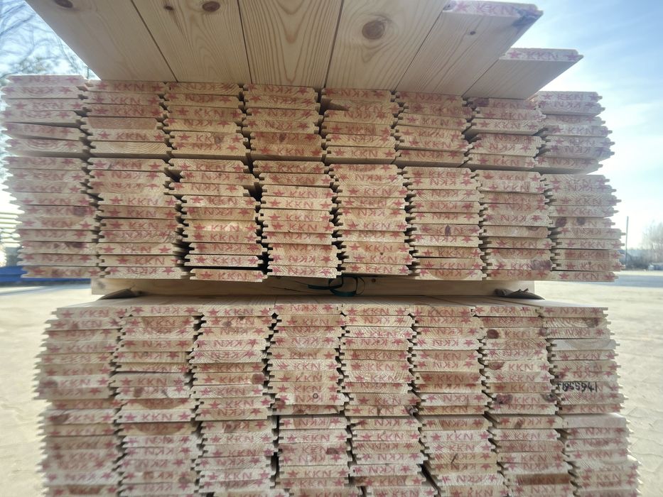 Deska elewacyjna sosna skandynawska 19x129 pióro- wpust