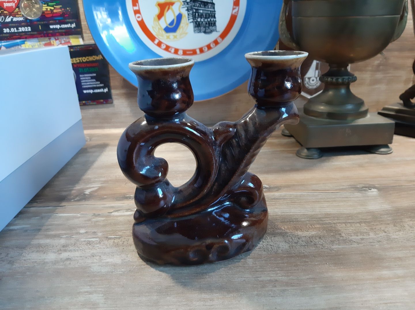 Stary świecznik ceramiczny, kamionkowy.