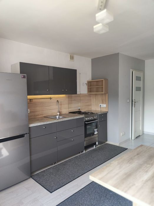 sprzedam całkowicie umeblowane mieszkanie w spokojnej dzielnicy Chorzo