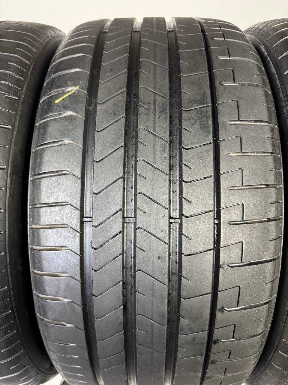 255/45/20 + 285/40/20 R20 Pirelli PZero 105Y/108Y 4шт Літня шина 7+мм