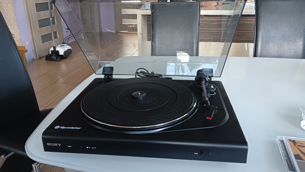 Gramofon Roadstar Sony