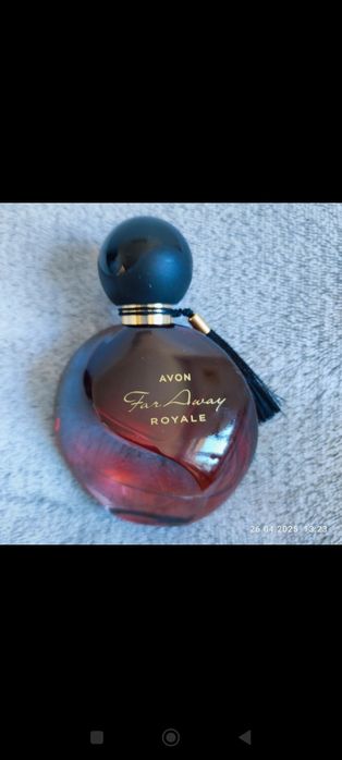 Perfumy Far Away royale