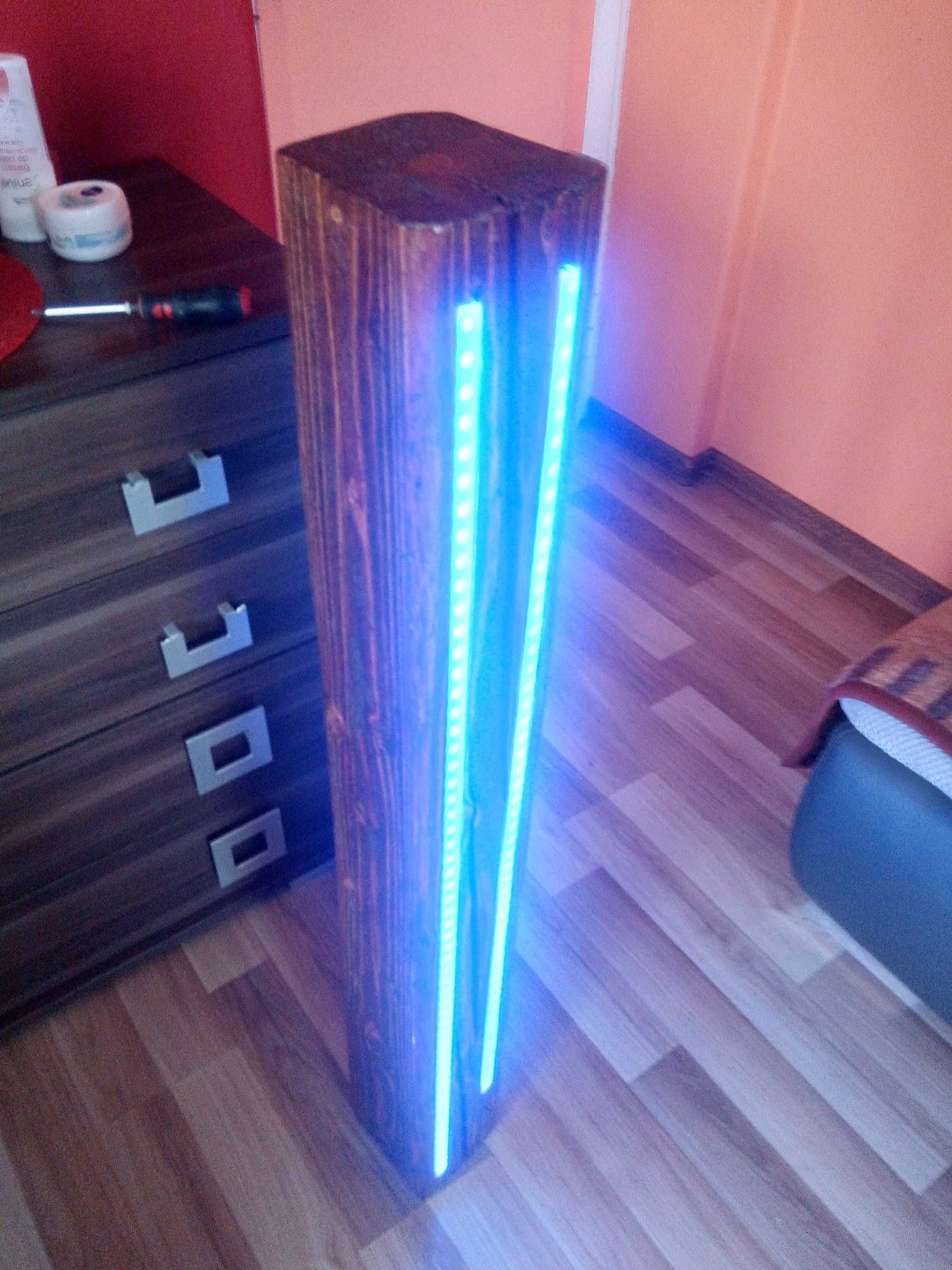 Lampa ze starej belki