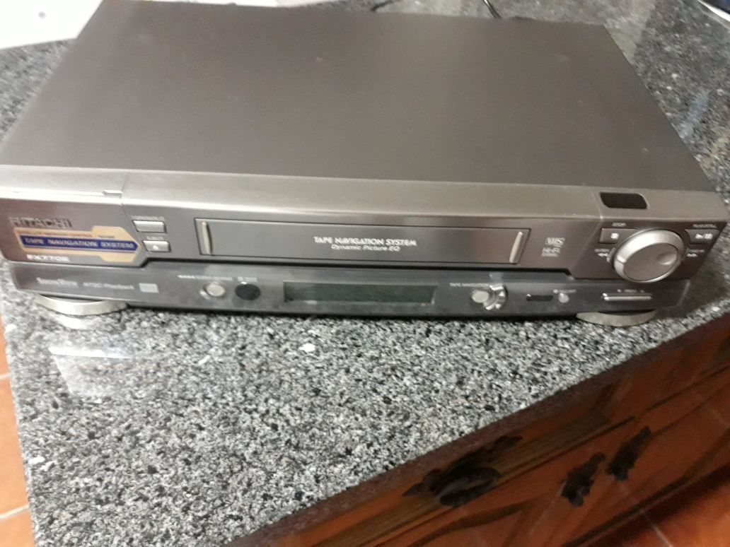 Leitor VHS Toshiba - problemas reprodução