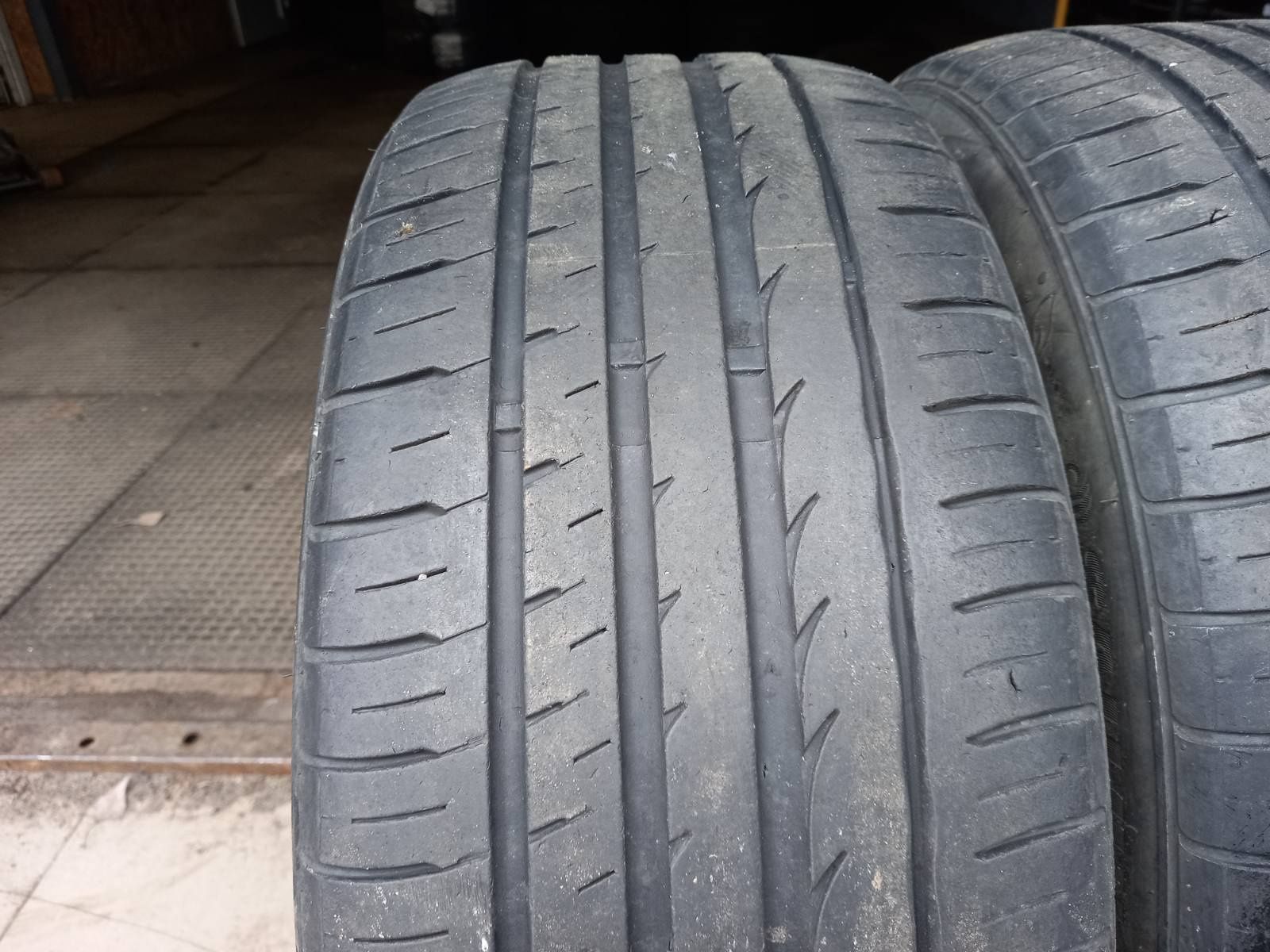 Летняя резина ПАРА 235/45 R18 Sailun Atrezzo