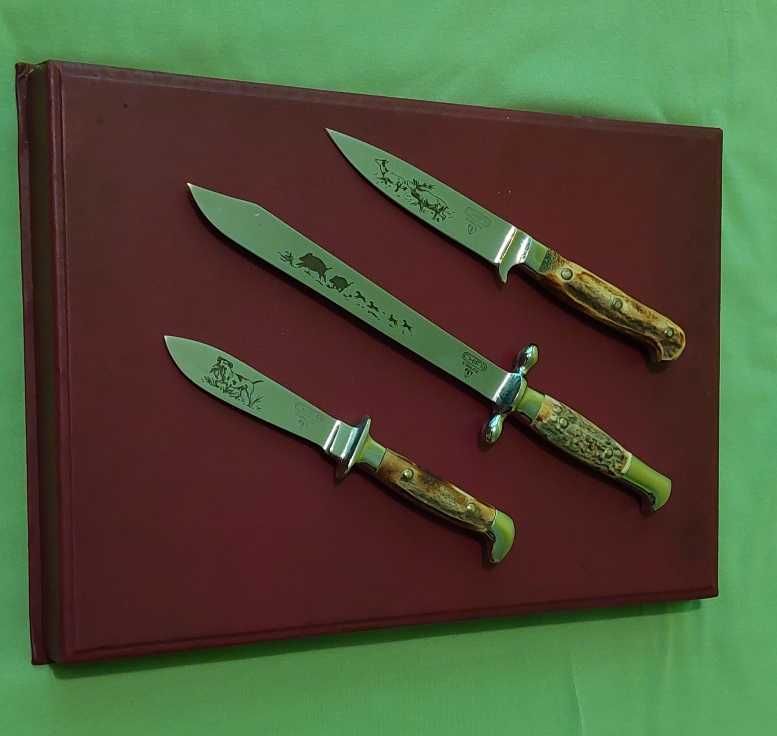 Zabytkowy Upominkowy Komplet Noży Myśliwskich Z Poroża Grawer CHIFA