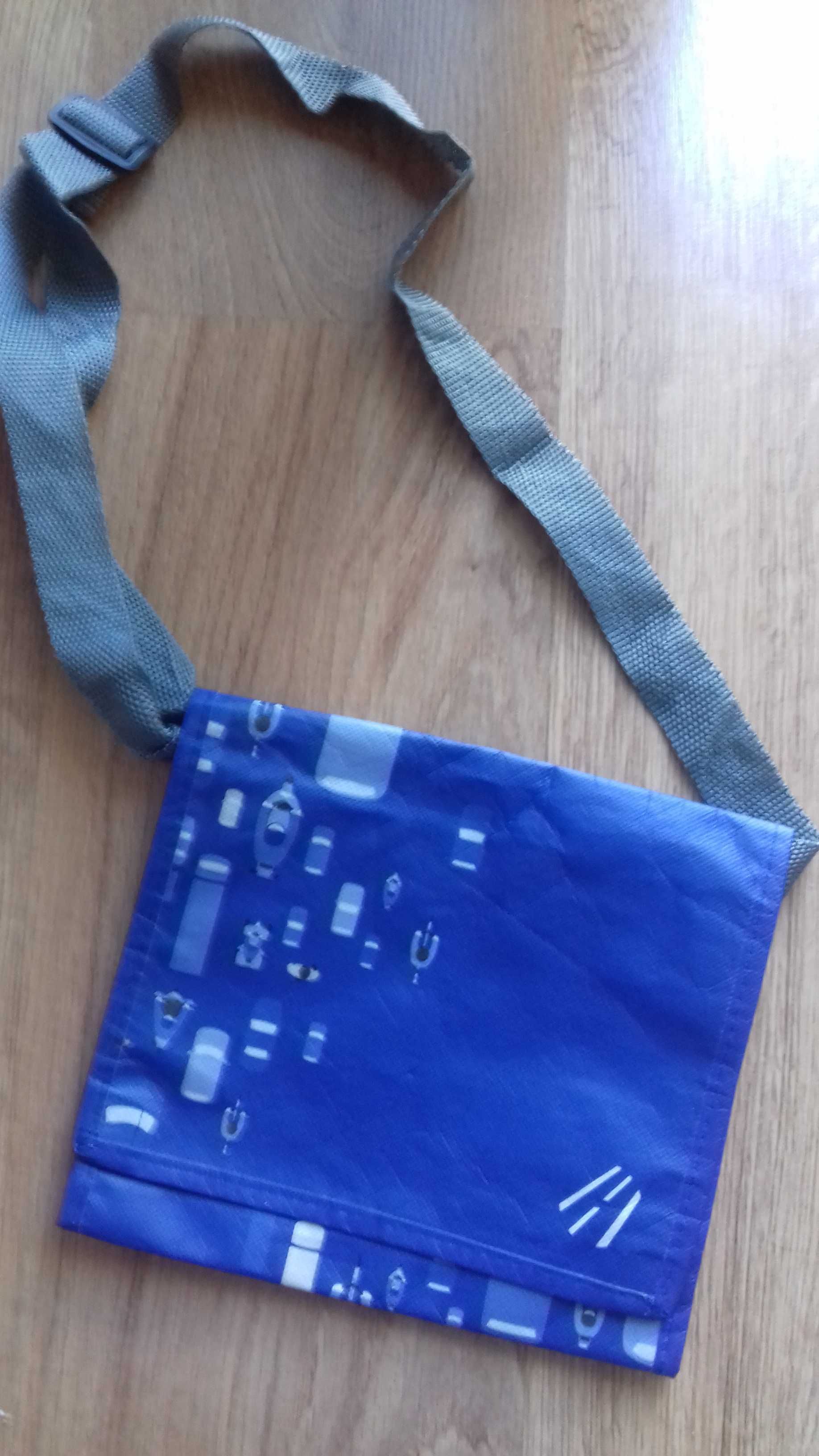 NOWA Lekka torba na ramię dla dziecka