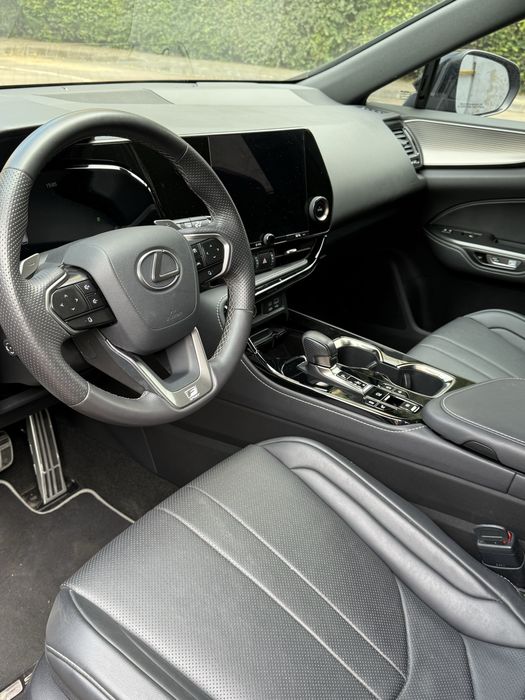 Lexus NX 350 awd