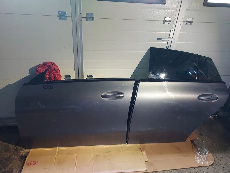 Porta Mercedes CLA 2019-2023 W118 C118 Frente