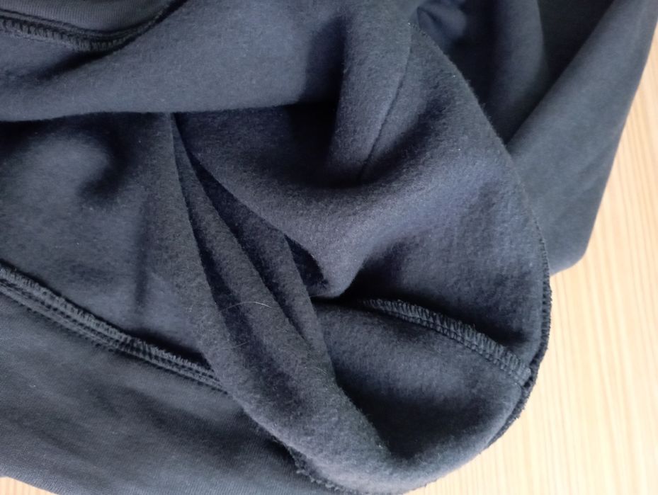 Swet com capuz tamanho M, NOVA